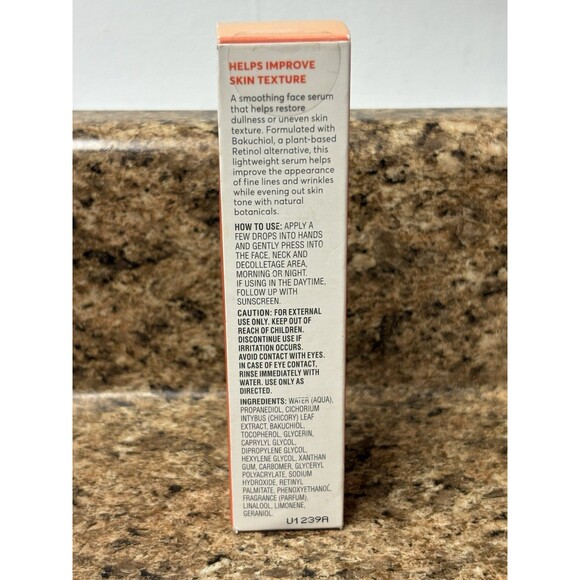 FOUND. ACTIVE - BRIGHTENING FACE SERUM WITH VITAMIN C - 1 FL. OZ. - Picture 2 of 2